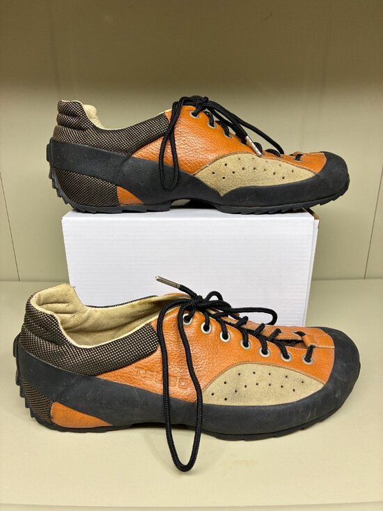 Tsubo Mens 10 Shoes Taupe Orange V2 Leather Lace Up Driving Sneakers - Picture 2 of 7